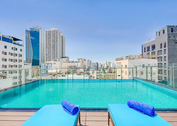 Celina Hotel & Apartment