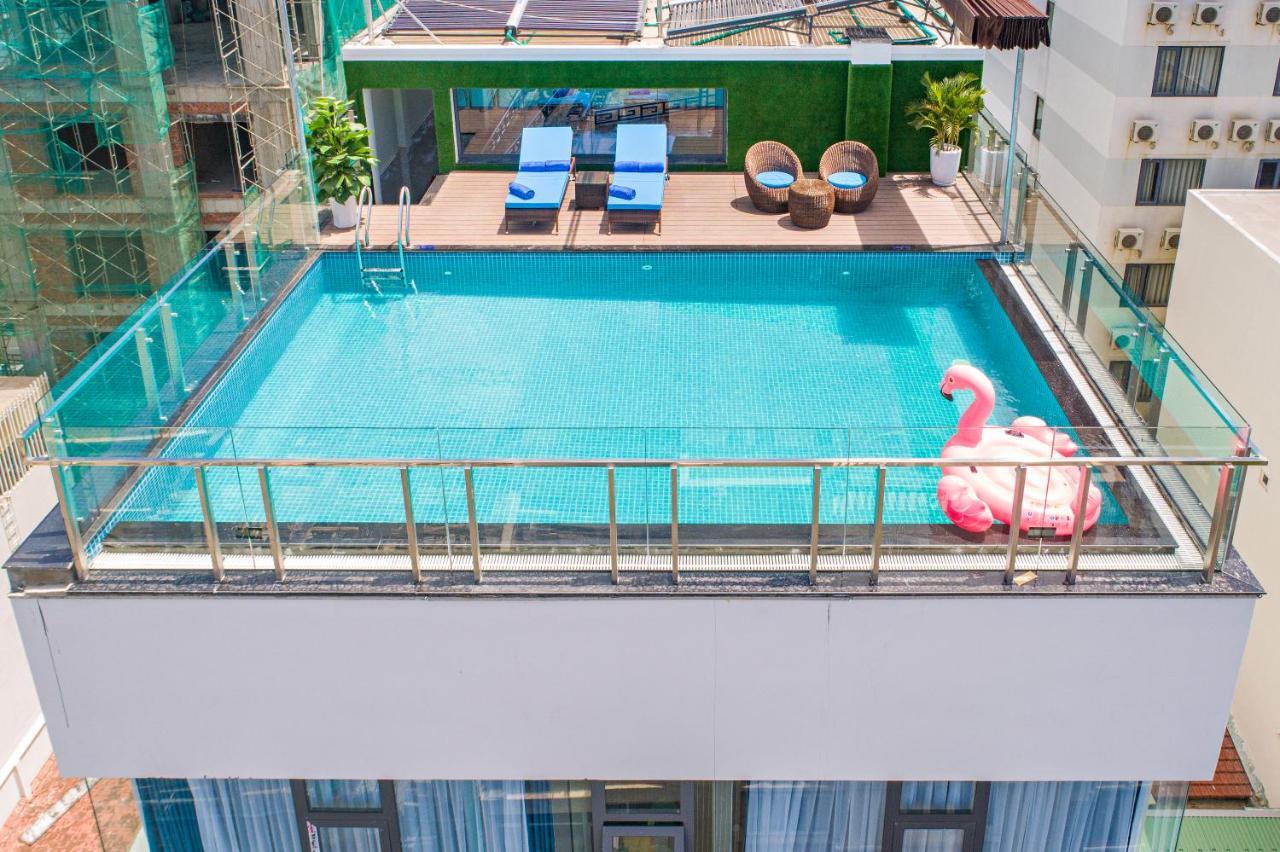 Hotel Celina &