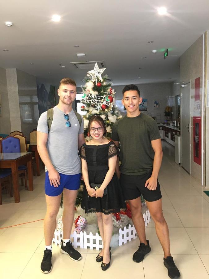 Celina & 4* Da Nang